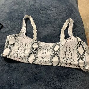 Shain women’s bikini top